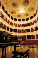 Θέατρο Απόλλων -  Ερμούπολη Σύρος